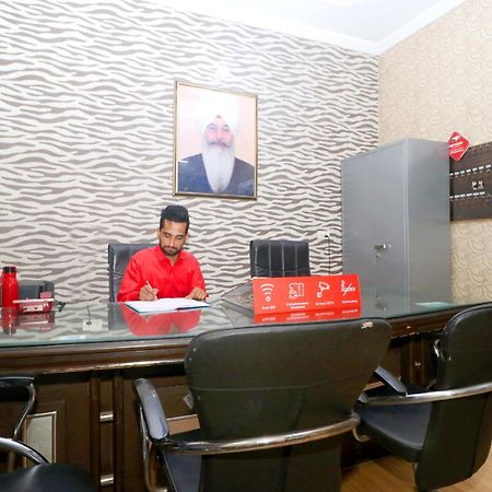 Shāhpur Hotel O Sangam Resort מראה חיצוני תמונה